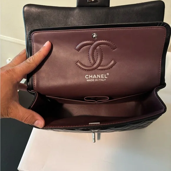 Quilted leather shoulder bag🖤🩶 - Picture 4 of 8